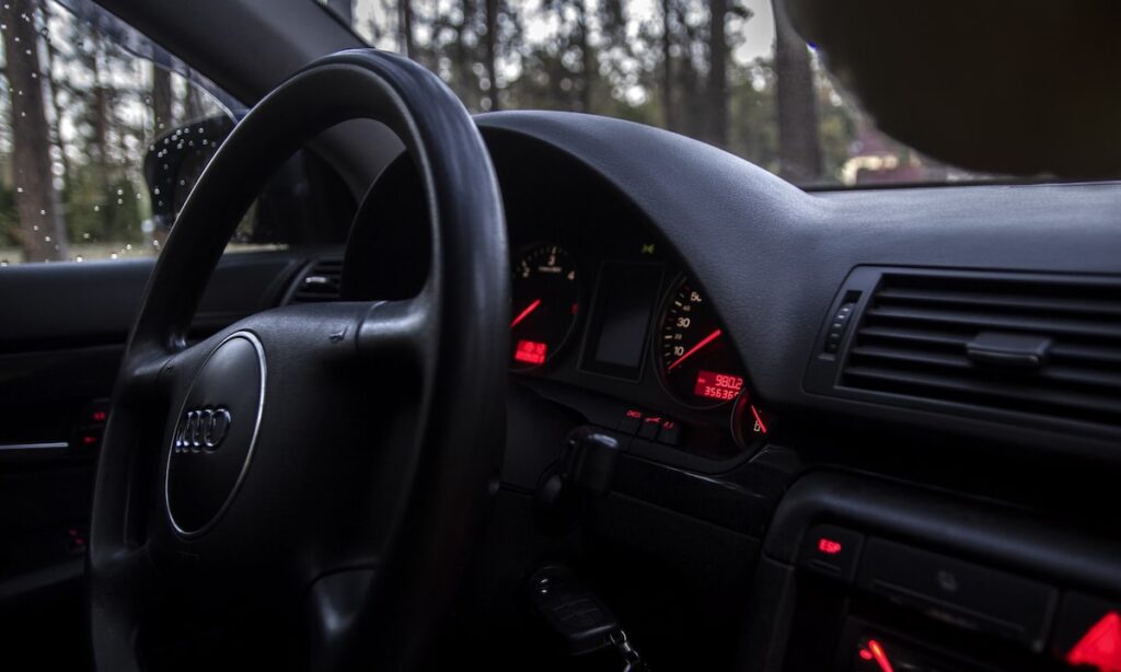 Planuojama vykdyti plastiko gaminių gamybos veiklą