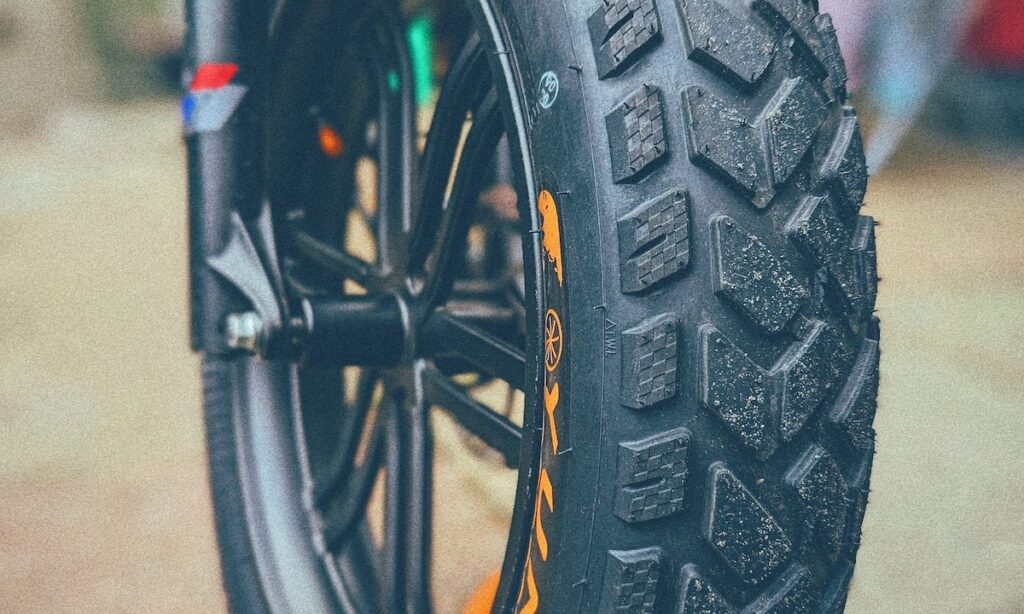 Naudotų padangų surinkimas, saugojimas, pjaustymas, apdorojimas bei perdirbimas poveikio visuomenės sveikatai vertinimo ataskaita